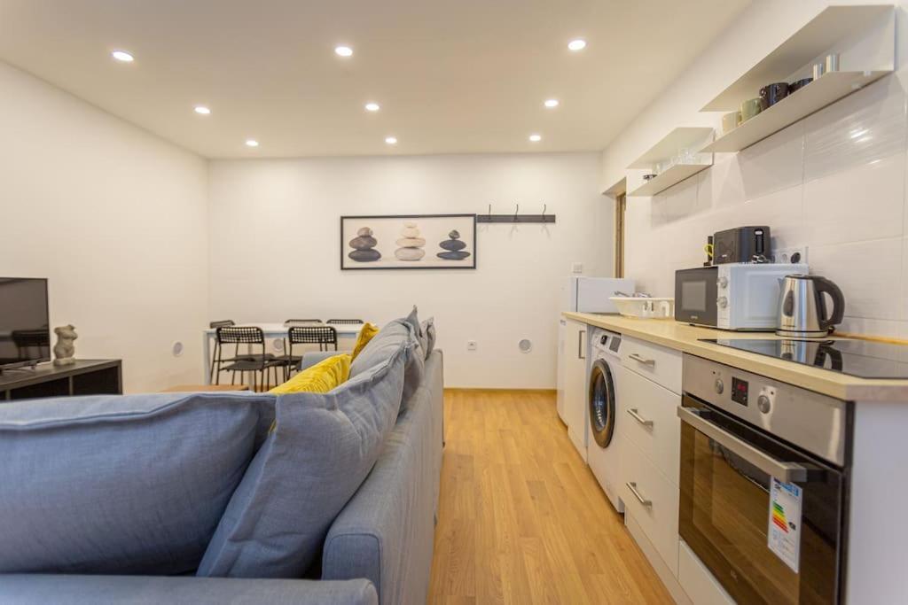 Appartement 2 Bedroom Flat In The Dob Street, Venus *